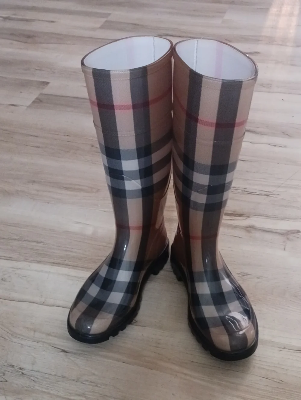 BURBERRY TAN PLAID RUBBER MID CALF RAIN BOOTS.